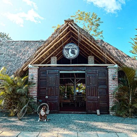Monoloko Lodge Popoyo Buitenkant foto