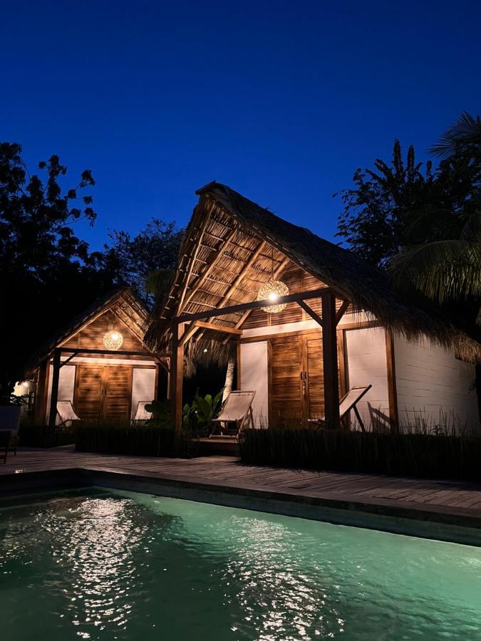 Monoloko Lodge Popoyo Buitenkant foto